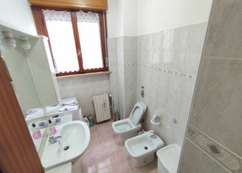 Bagno - Four-room apartment via Europa, 10, San Vittore Olona - photo 36