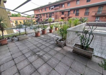 Terrazzo - Quadrilocale via Europa, 10, San Vittore Olona - foto 16