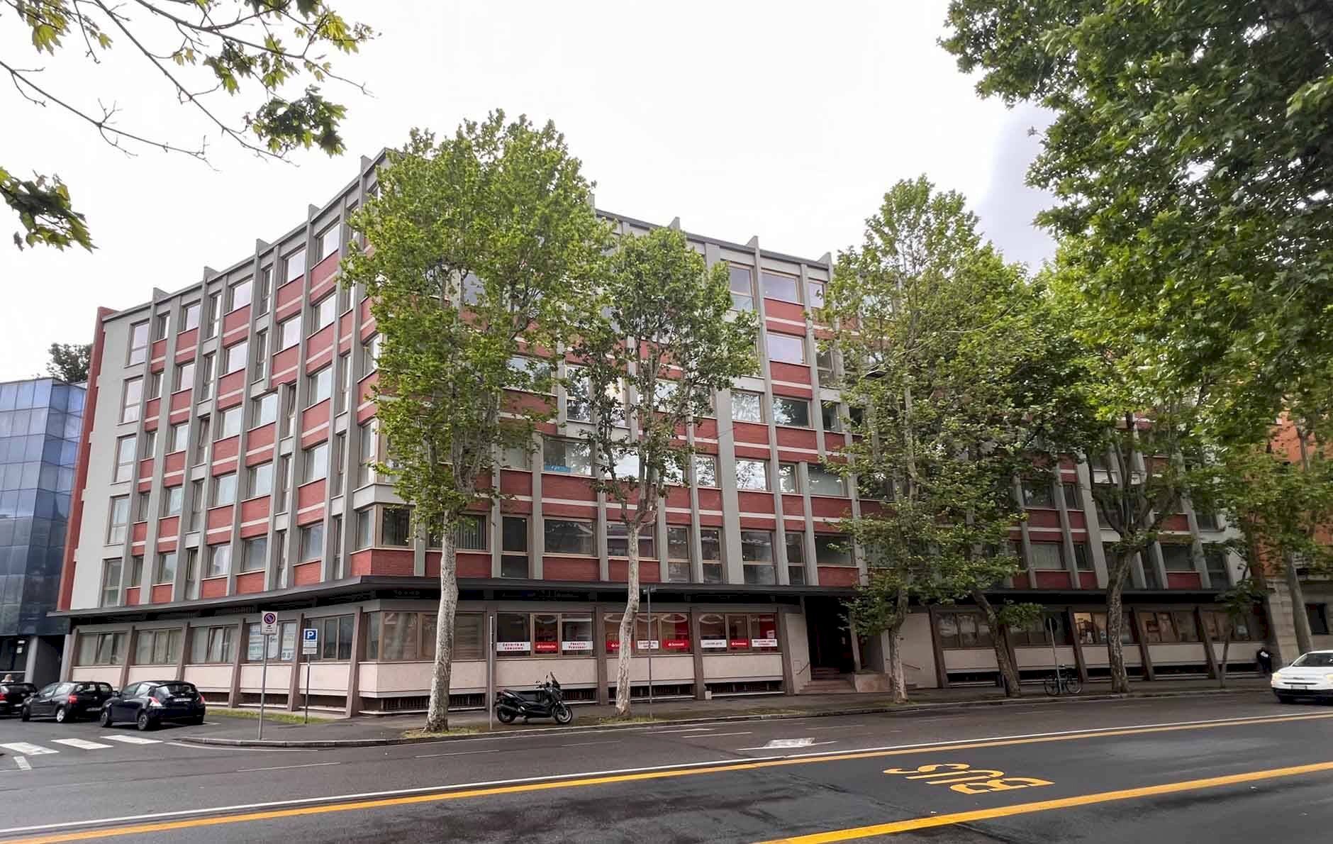 Foto 3 - Ufficio VIALE VITTORIO VENETO
 
80, Prato - foto 3