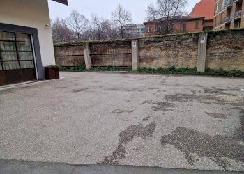 Posto macchina - Box piazza della Resistenza, 10, Bologna (zona Centro Storico) - foto 6