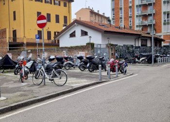 Zona - Box piazza della Resistenza, 10, Bologna (neighborhood Centro Storico) - photo 10