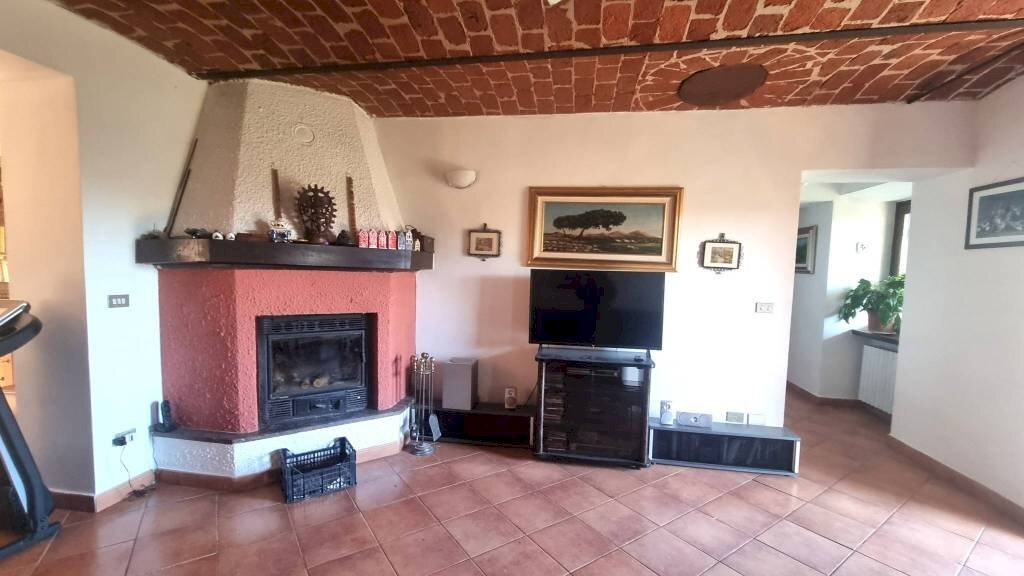 Salone - Rustic Incisa Scapaccino - photo 1