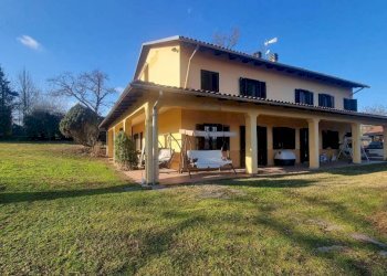 Facciata - Rustico Incisa Scapaccino - foto 1