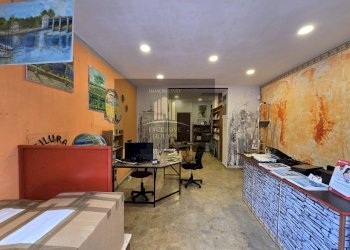 Foto 2 - Shop Via Ghibellina
 
37, Messina - photo 2