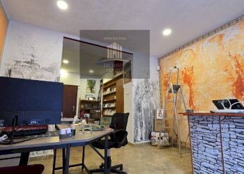 Foto 3 - Shop Via Ghibellina
 
37, Messina - photo 3