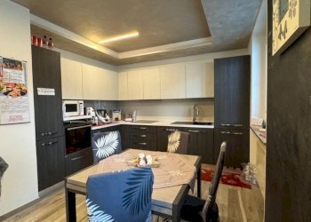 Cucina - Villa a Schiera strada Statale della Valle d'Aosta, Quart - foto 6