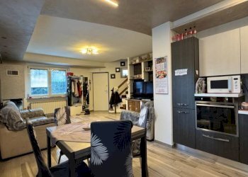 Cucina - Villa a Schiera strada Statale della Valle d'Aosta, Quart - foto 7