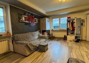 Salone - Villa a Schiera strada Statale della Valle d'Aosta, Quart - foto 8