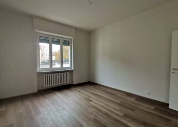 Camera da letto - Trilocale Torino - foto 21