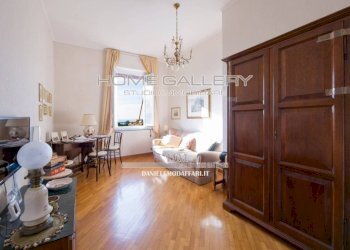 Camera da letto - Appartamento via Puggia, Genova (zona Albaro) - foto 15