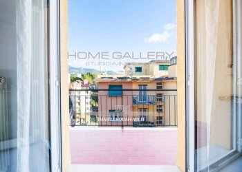 Balcone - Trilocale via Giorgio Chiesa, Genova (zona Quarto) - foto 7