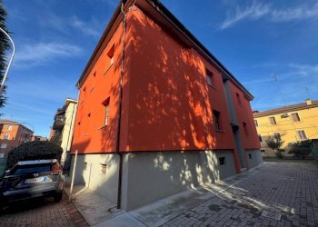 Facciata - Quadrilocale via Marco Minghetti, 6, Casalecchio di Reno - foto 4