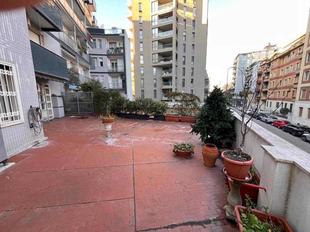 Terrazzo - Bilocale corso Lodi, 111, Milano - foto 1