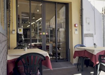 Interno non residenziale - Ristorante via Scarincio, Imperia - foto 3