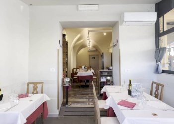 Interno non residenziale - Ristorante via Scarincio, Imperia - foto 4