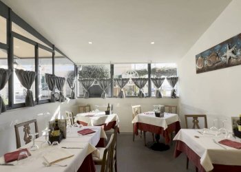 Interno non residenziale - Ristorante via Scarincio, Imperia - foto 6