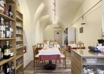 Interno non residenziale - Restaurant via Scarincio, Imperia - photo 10