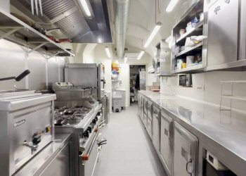 Cucina - Ristorante via Scarincio, Imperia - foto 13