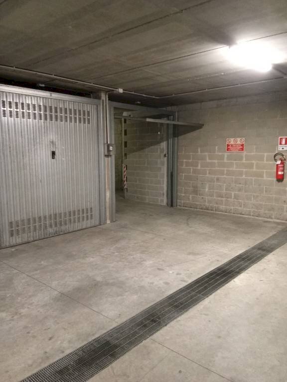 Box auto - Box via Gottardo, 223, Torino (neighborhood Regio Parco) - photo 1