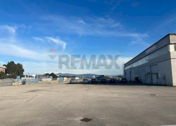 Edificio all\'aperto - Capannone Via Trieste
 
27, Pomezia - foto 5