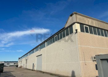 Edificio all\'aperto - Capannone Via Trieste
 
27, Pomezia - foto 10