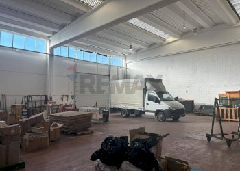 Palestra - Capannone Via Trieste
 
27, Pomezia - foto 14