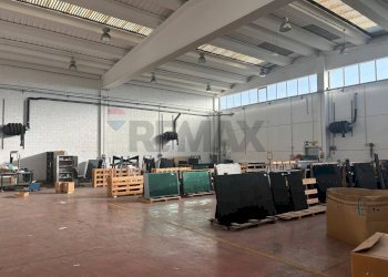 Palestra - Capannone Via Trieste
 
27, Pomezia - foto 17