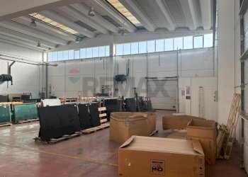 Ufficio - Capannone Via Trieste
 
27, Pomezia - foto 18