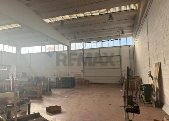 Parcheggio - Capannone Via Trieste
 
27, Pomezia - foto 19