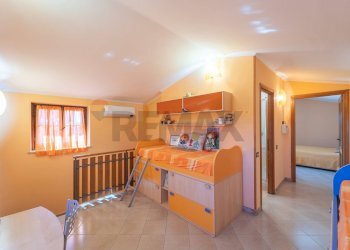 Camera / camera da letto - Villa Via Colle Zioni
 
8, Velletri - photo 15