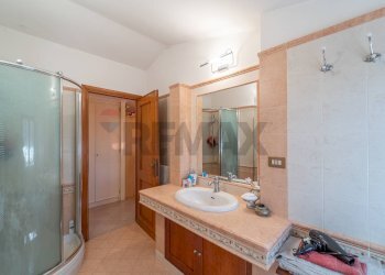 Bagno - Villa Via Colle Zioni
 
8, Velletri - photo 19