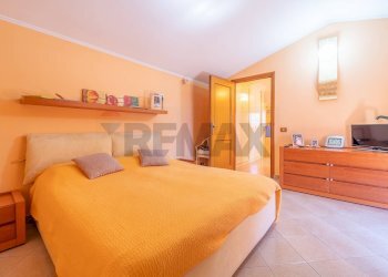 Camera / camera da letto - Villa Via Colle Zioni
 
8, Velletri - photo 21