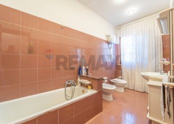 Bagno - Villa Via Colle Zioni
 
8, Velletri - photo 28