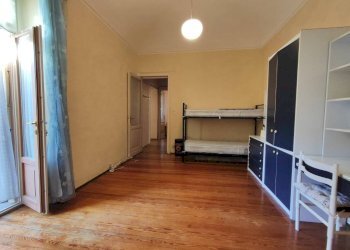 Camera da letto - Appartamento via Senatore Antonio Toselli, 9, Cuneo (zona Centro) - foto 6