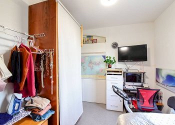 Camera da letto - Appartamento via Monsignor Riccardo Beretta, 19, Missaglia - foto 11