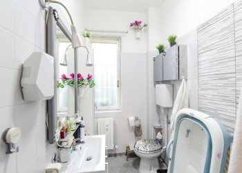 Bagno - Appartamento via Monsignor Riccardo Beretta, 19, Missaglia - foto 17