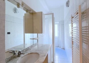 Bagno - Bilocale via Leonardo Cocito, 9, Genova (zona Albaro) - foto 16