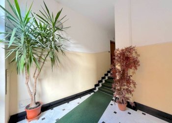 Interno palazzo - Bilocale via Leonardo Cocito, 9, Genova (zona Albaro) - foto 19