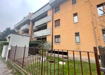 Facciata - Ufficio via Thomas Alva Edison, 4, Concorezzo - foto 1