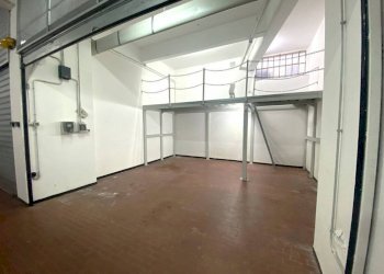 Magazzino - Box via Antica Romana di Quinto, 25C, frazione Quinto Al Mare, Genova - foto 2