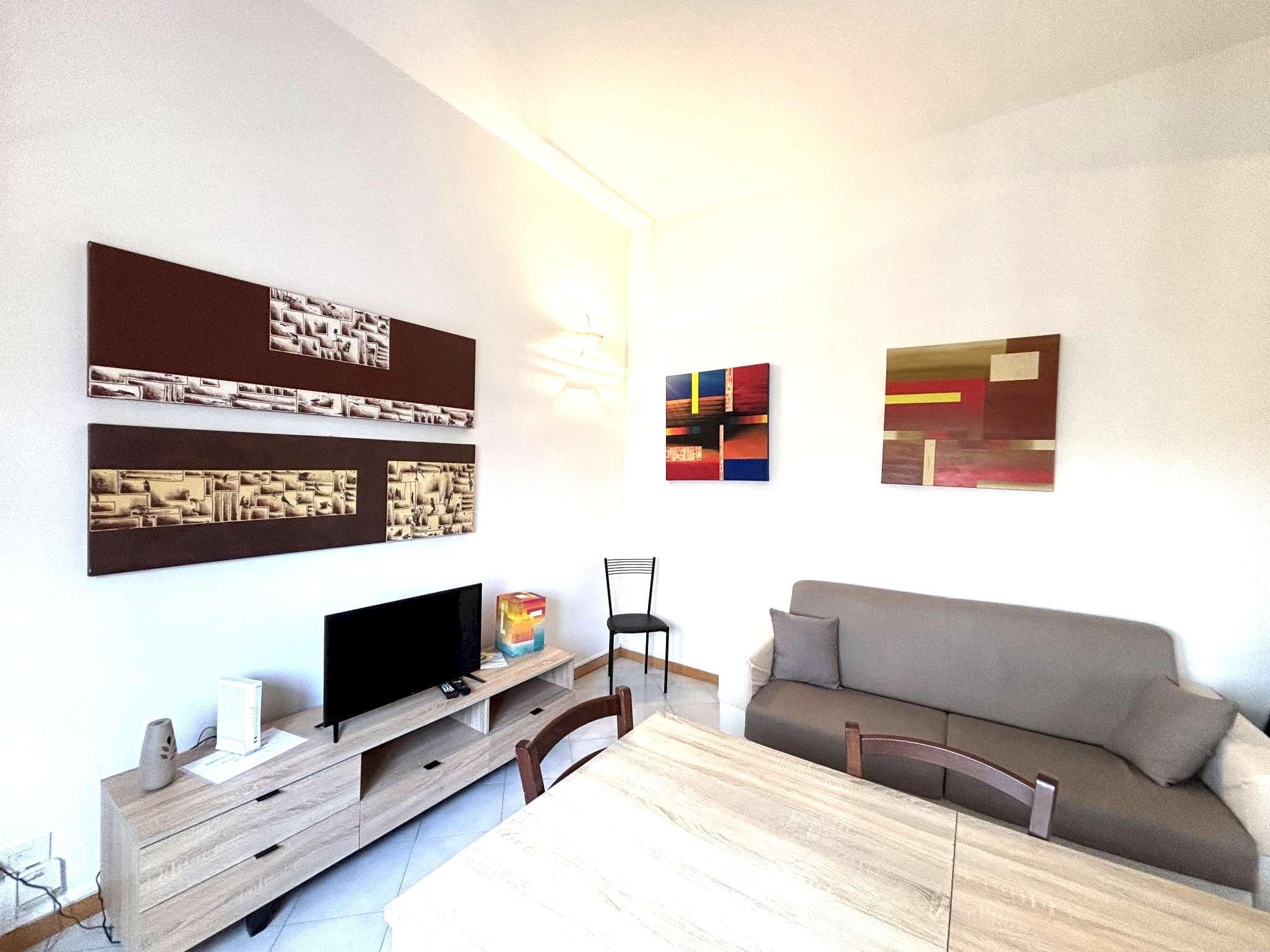 soggiorno - Appartamento via Della Campagna, Bologna (zona San Donato) - foto 1