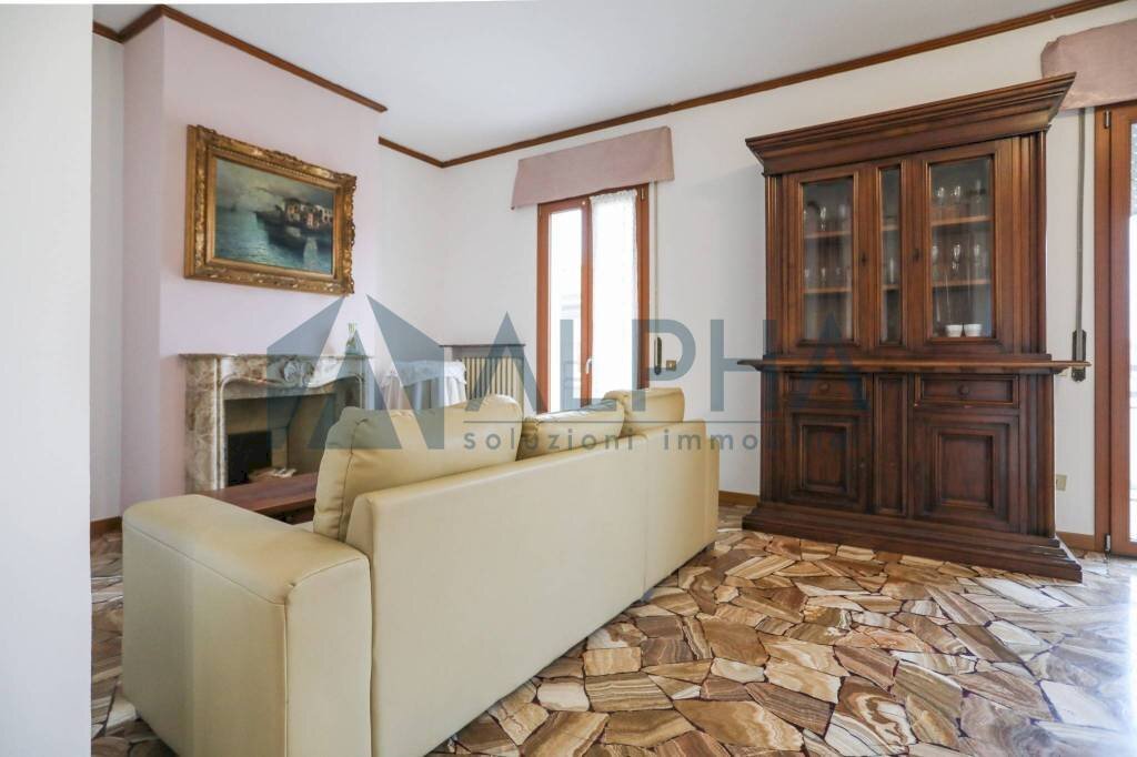 Salone - Quadrilocale via Pegli, Cesena - foto 2