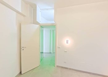 Camera da letto - Trilocale via delle Baleari, Roma (zona Lido di Ostia) - foto 12