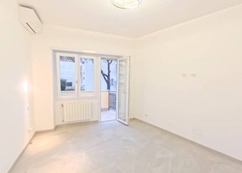 Camera da letto - Trilocale via delle Baleari, Roma (zona Lido di Ostia) - foto 13