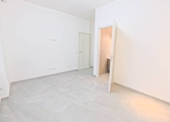 Camera da letto - Trilocale via delle Baleari, Roma (zona Lido di Ostia) - foto 19