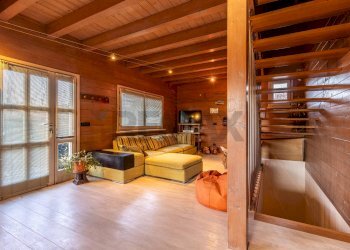 Villa Via Morande, 10 
 Lozzolo, Lozzolo - foto 6