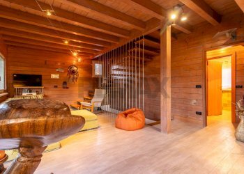 Villa Via Morande, 10 
 Lozzolo, Lozzolo - foto 8