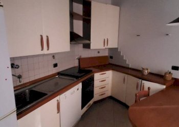 Trilocale Genova (zona Staglieno) - foto 9