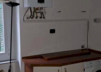 Trilocale Genova (zona Staglieno) - foto 15