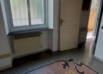 Trilocale Genova (zona Staglieno) - foto 28